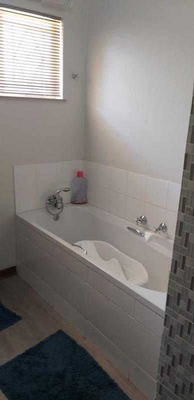 4 Bedroom Property for Sale in Pellissier Free State